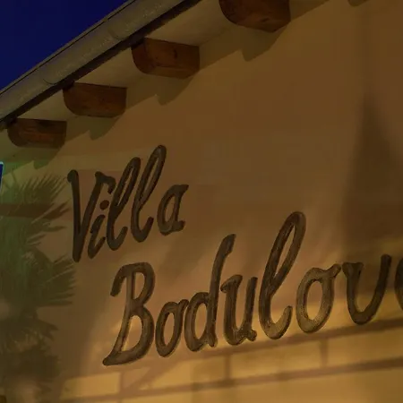 Bodulova Villa *