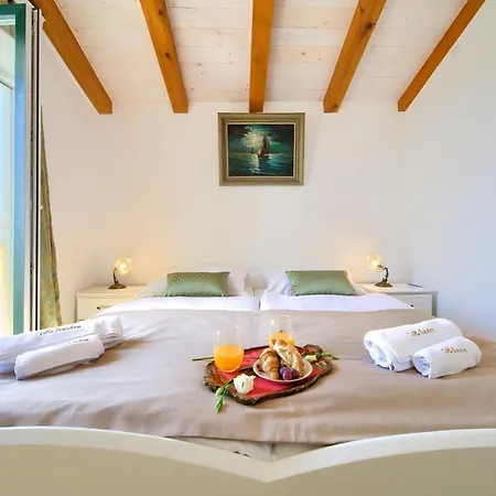 Вилла Bodulova *