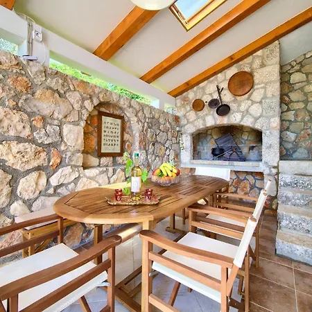 Bodulova * Polje (Krk)