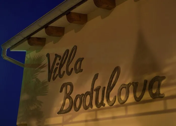 Bodulova Villa *