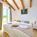 Villa Bodulova *